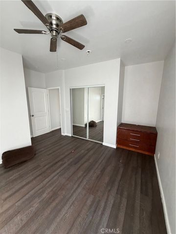 6915 Bonsallo, Los Angeles, CA 90044