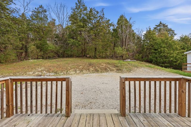 1092 Winchester Road, Irvine, KY 40336