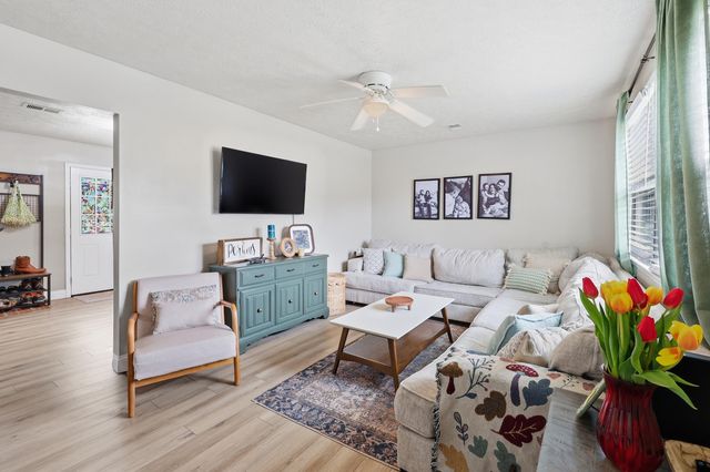 1092 Winchester Road, Irvine, KY 40336