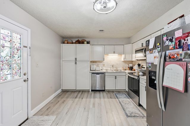 1092 Winchester Road, Irvine, KY 40336