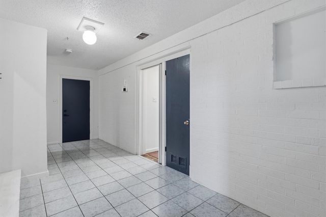 2204 Santa Rita ST, Austin, TX 78702