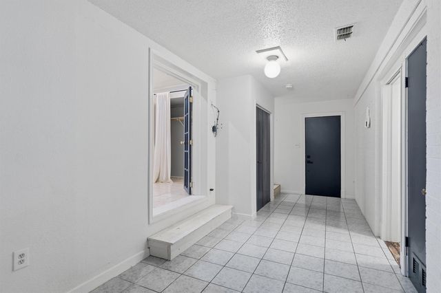 2204 Santa Rita ST, Austin, TX 78702