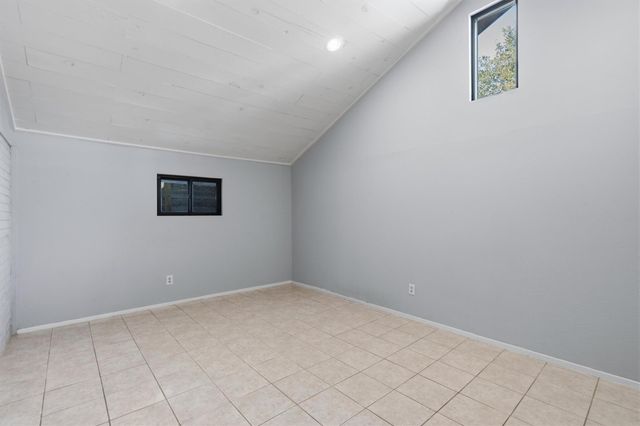 2204 Santa Rita ST, Austin, TX 78702