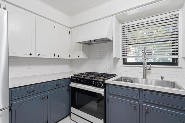 2204 Santa Rita ST, Austin, TX 78702