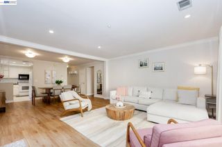 2627 Oak Rd A, Walnut Creek, CA 94597