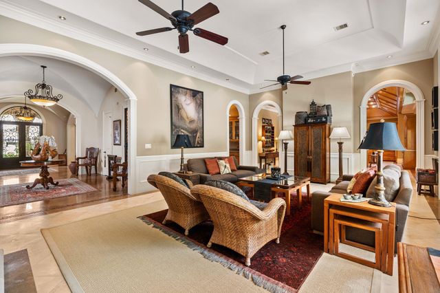 5615 Pine Forest Road, Houston, TX 77056