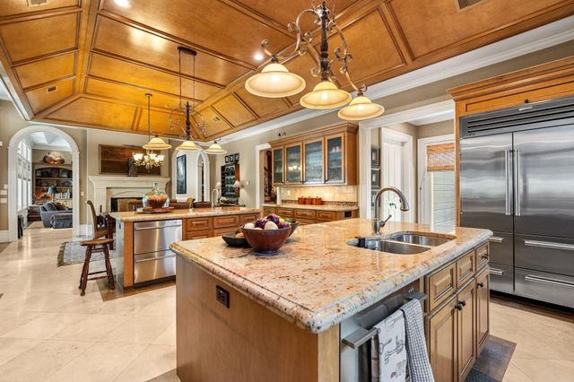 5615 Pine Forest Road, Houston, TX 77056