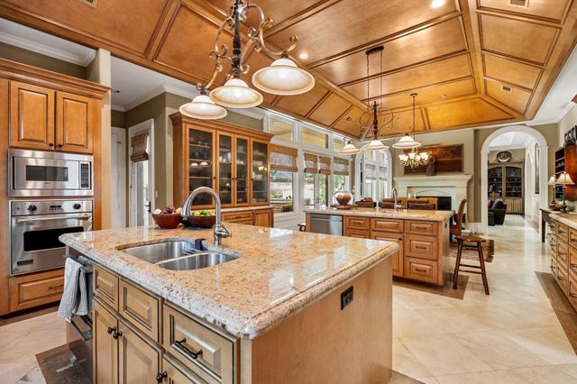 5615 Pine Forest Road, Houston, TX 77056