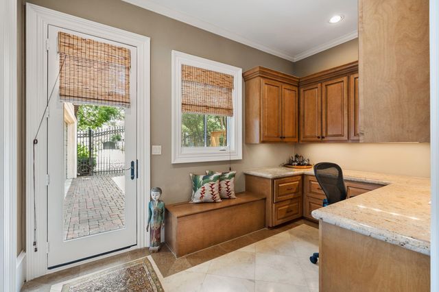 5615 Pine Forest Road, Houston, TX 77056