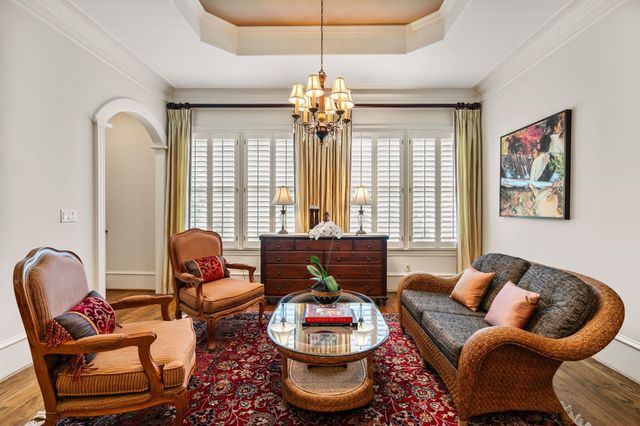 5615 Pine Forest Road, Houston, TX 77056