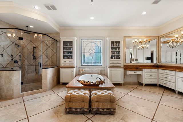 5615 Pine Forest Road, Houston, TX 77056