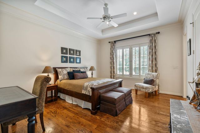 5615 Pine Forest Road, Houston, TX 77056