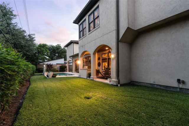 5615 Pine Forest Road, Houston, TX 77056