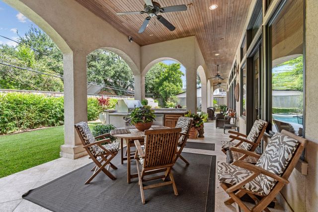 5615 Pine Forest Road, Houston, TX 77056