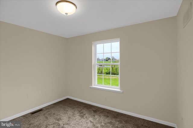 79 ST ANDREWS WAY, Selinsgrove, PA 17870