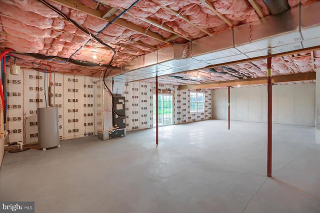 79 ST ANDREWS WAY, Selinsgrove, PA 17870