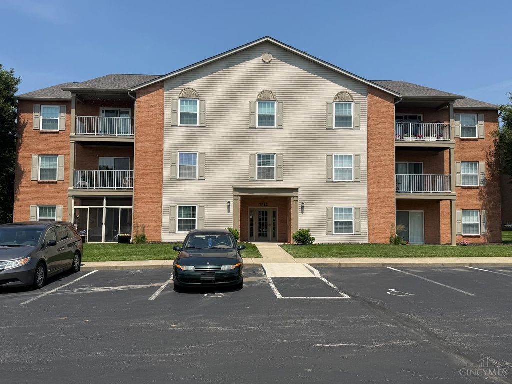7912 Jessies Way, Fairfield Twp, OH 45011