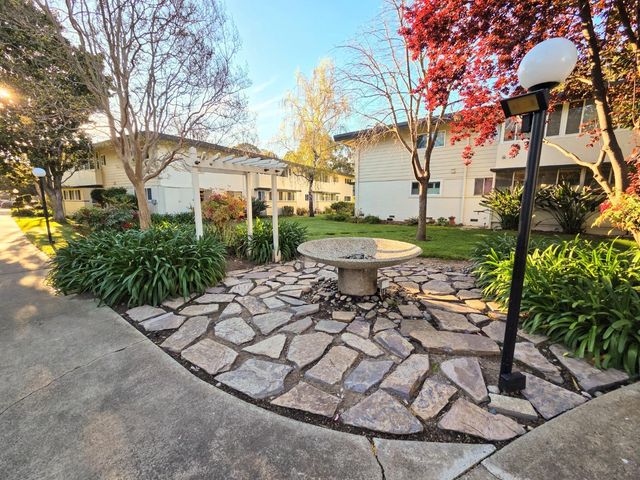 14225 Lora Drive 51, Los Gatos, CA 95032