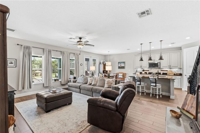 5233 VILLA ROSA AVENUE, St Cloud, FL 34771