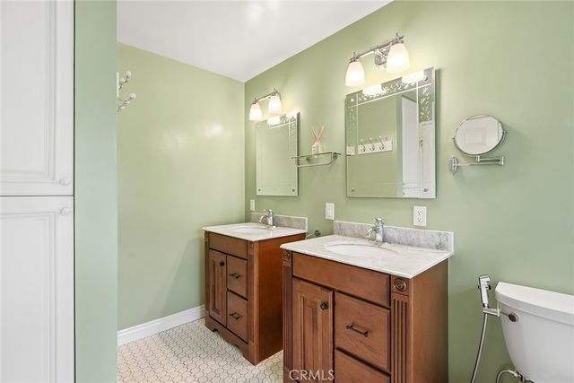 23313 Cohasset Street, West Hills, CA 91304