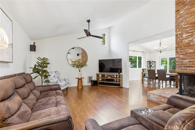23313 Cohasset Street, West Hills, CA 91304