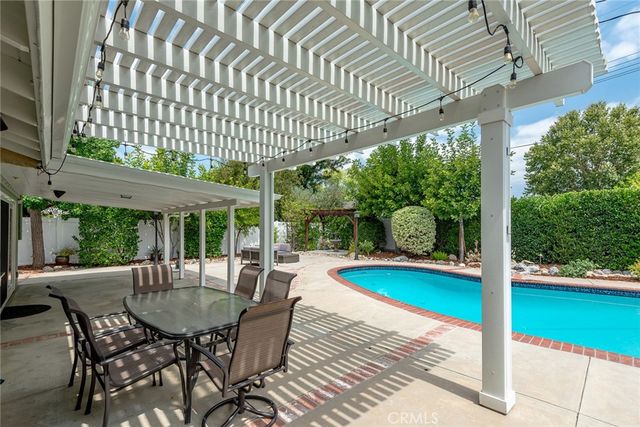 23313 Cohasset Street, West Hills, CA 91304