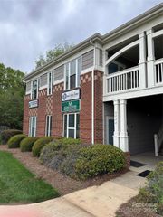 8226 Village Harbor Drive, Cornelius, NC 28031