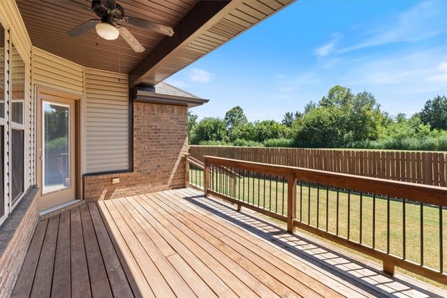 216 Callie Lane, Centerton, AR 72719