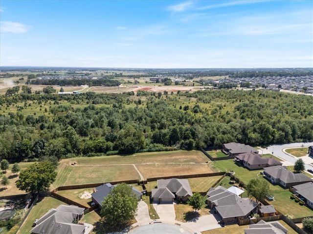 216 Callie Lane, Centerton, AR 72719