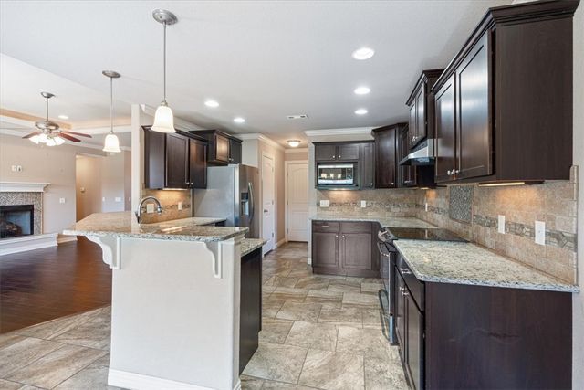 216 Callie Lane, Centerton, AR 72719