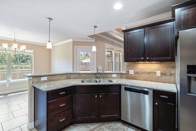 216 Callie Lane, Centerton, AR 72719
