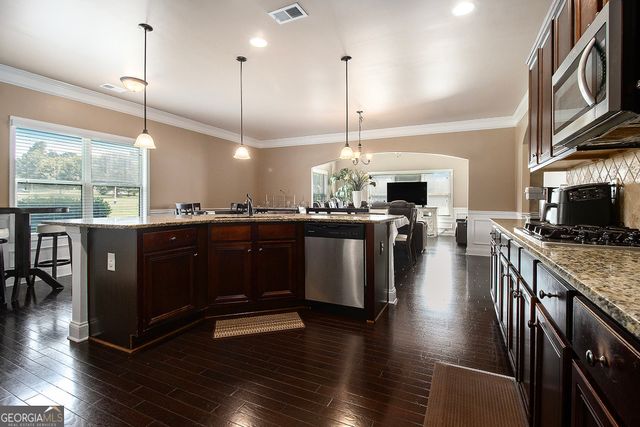 153 Hilda Way, Mcdonough, GA 30252