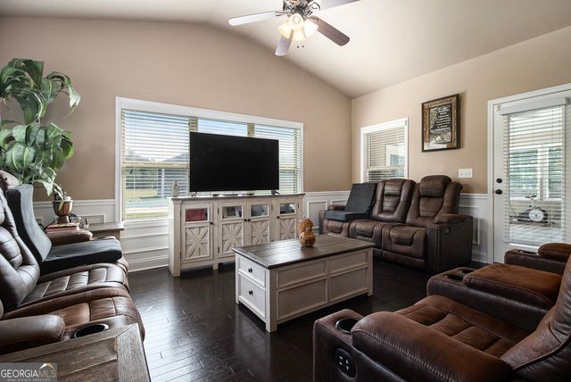 153 Hilda Way, Mcdonough, GA 30252