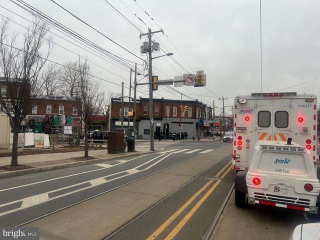 5186 LANCASTER AVE, Philadelphia, PA 19131