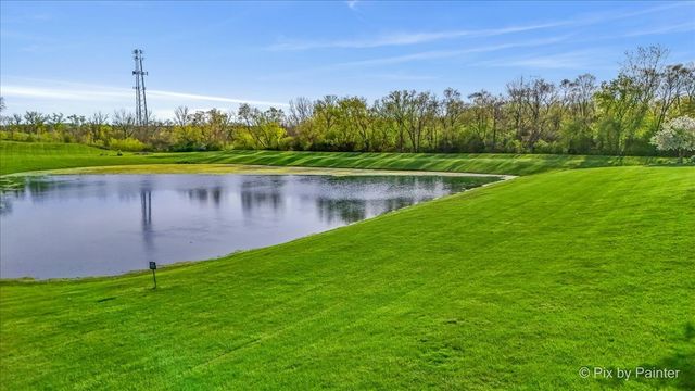 8219 Squirrel Drive, Spring Grove, IL 60081