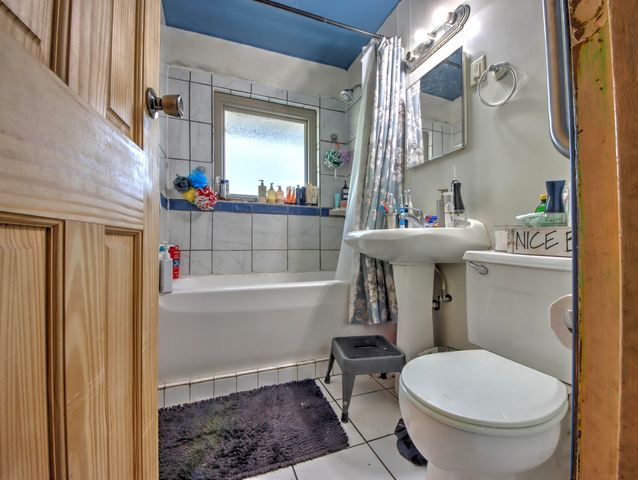 1407 J Street, La Porte, IN 46350