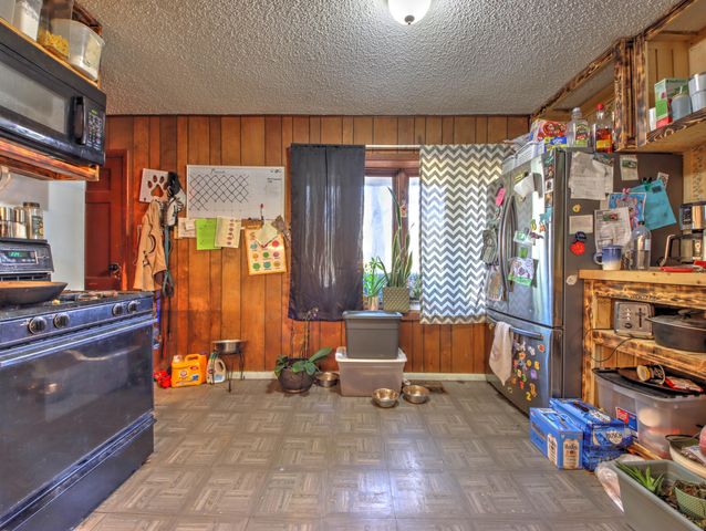 1407 J Street, La Porte, IN 46350