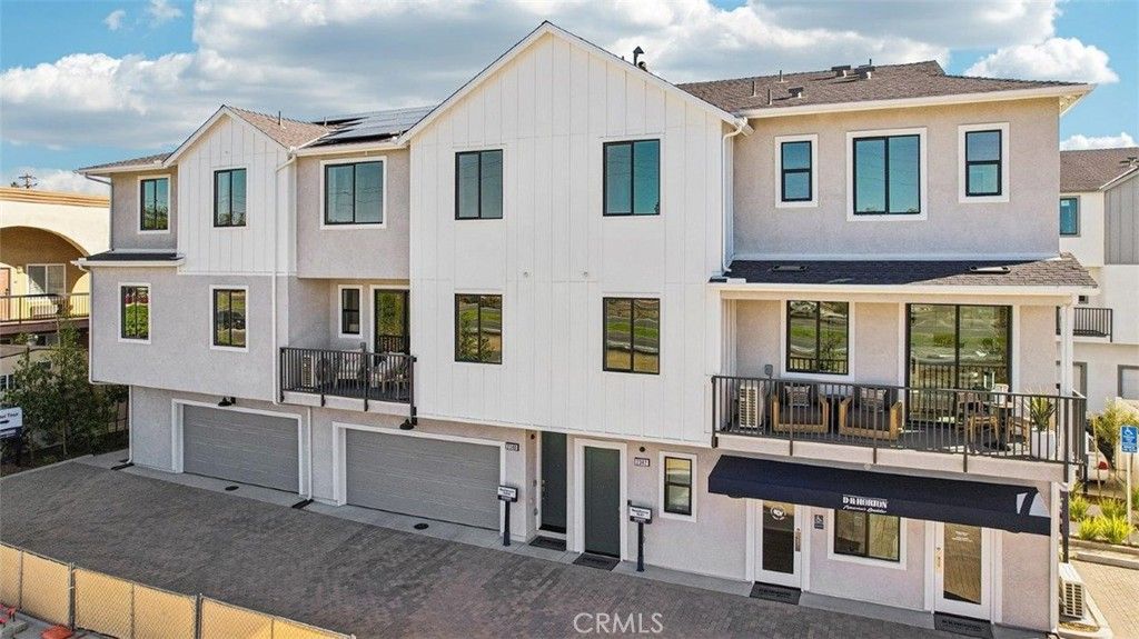 Image 1 of property listing at 2344 Red Coral Glen, Escondido, CA 92025