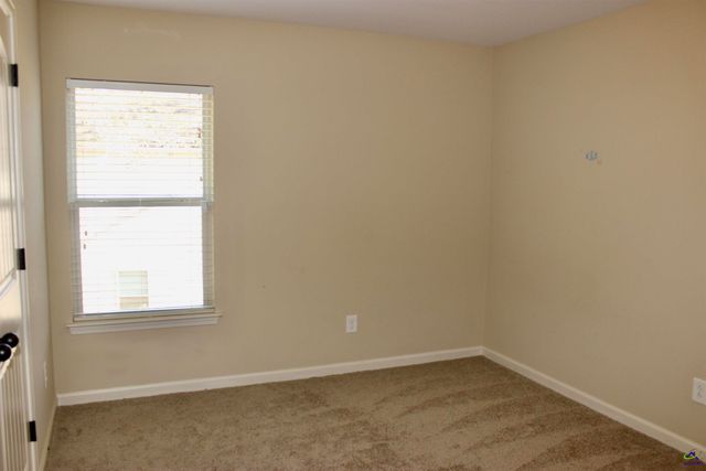 108 Dog Fennel Lane, Perry, GA 31069