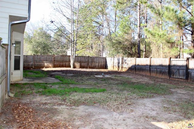 108 Dog Fennel Lane, Perry, GA 31069