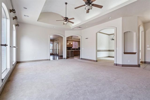 1031 Hidden Valley Lane, Choctaw, OK 73020