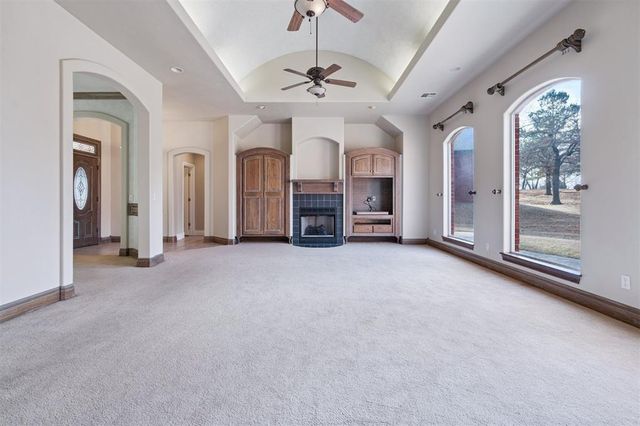 1031 Hidden Valley Lane, Choctaw, OK 73020