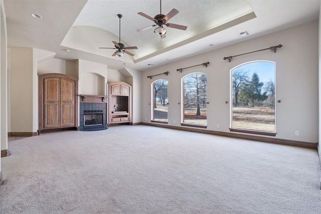 1031 Hidden Valley Lane, Choctaw, OK 73020