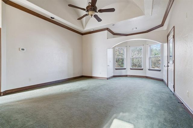 1031 Hidden Valley Lane, Choctaw, OK 73020