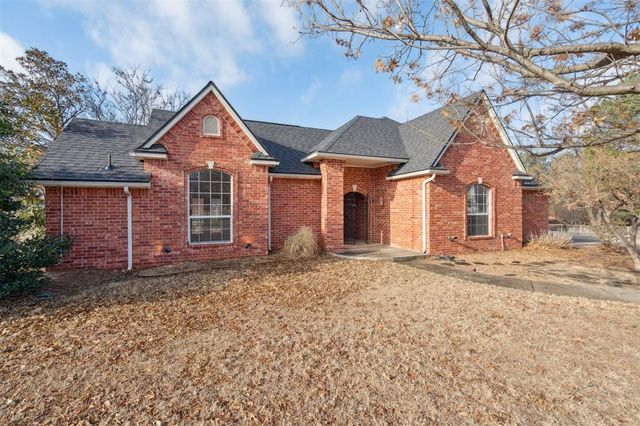 1031 Hidden Valley Lane, Choctaw, OK 73020