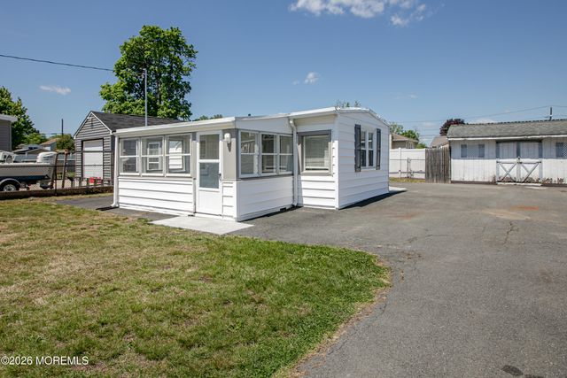 46-50 Morgan Avenue, Hamilton, NJ 08619