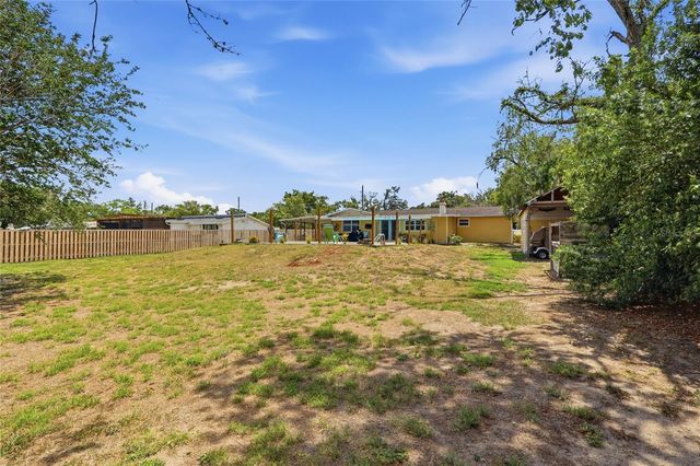 37325 VERO LANE, Dade City, FL 33525