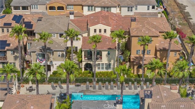 8356 Noelle Drive, Huntington Beach, CA 92646