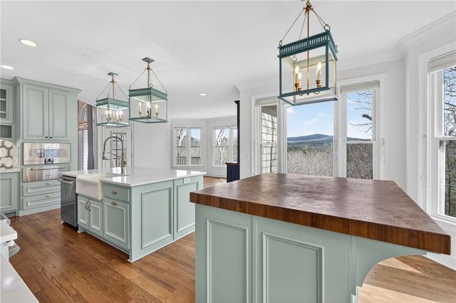 1027 Hunters Trace, Jasper, GA 30143
