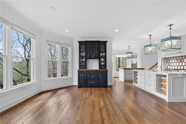 1027 Hunters Trace, Jasper, GA 30143